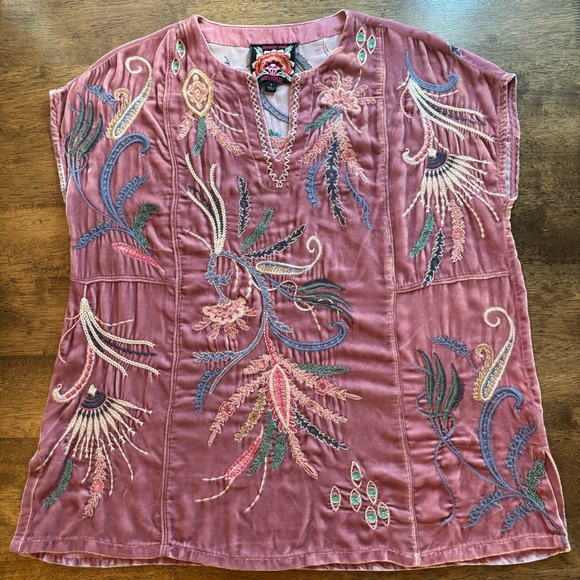 Johnny Was Antonella Velvet Embroidered Top size Small - Picture 2 of 6